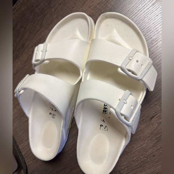 White Birkenstocks, only worn a handful of times - Picture 1 of 1